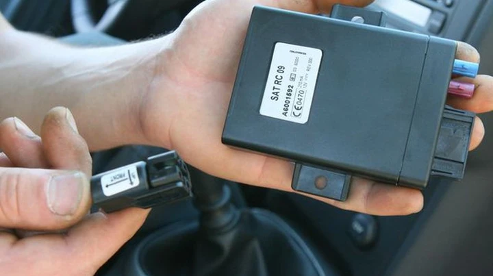 Scatola nera obbligatoria sulle auto: cos'è, come funziona, quali dati registra