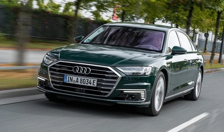 Audi A8 TFSI e: caratteristiche, autonomia, prezzi dell'ibrida plug-in