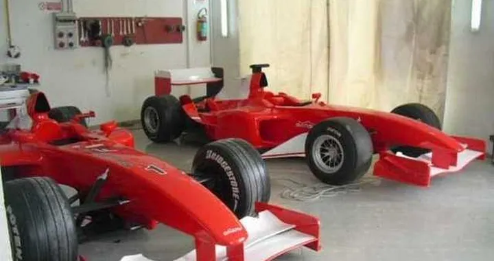 Costruiva monoposto Ferrari clonate, assolto