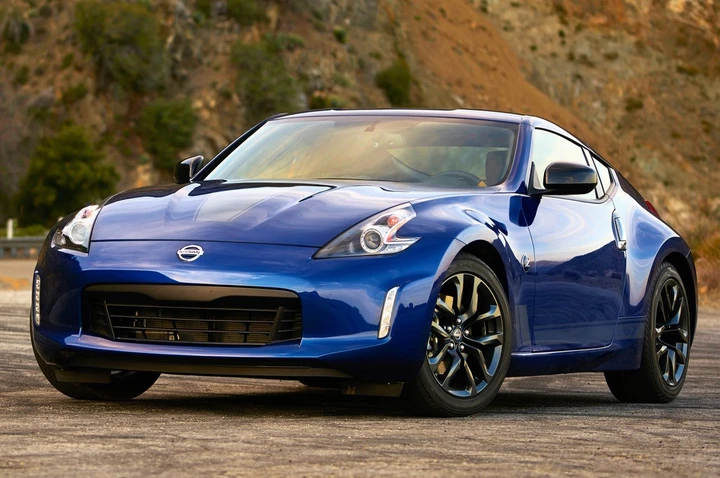 Nissan 370Z Heritage Edition: nuovo allestimento per la coupé giapponese