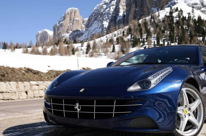 Ferrari SP FFX: allo studio una coupé one-off