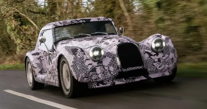 Morgan svela il nuovo capolavoro: l'erede della Plus Six sarà un bolide da 335 CV