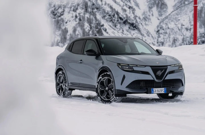Alfa Romeo Junior vola sul mercato: boom di vendite in Francia