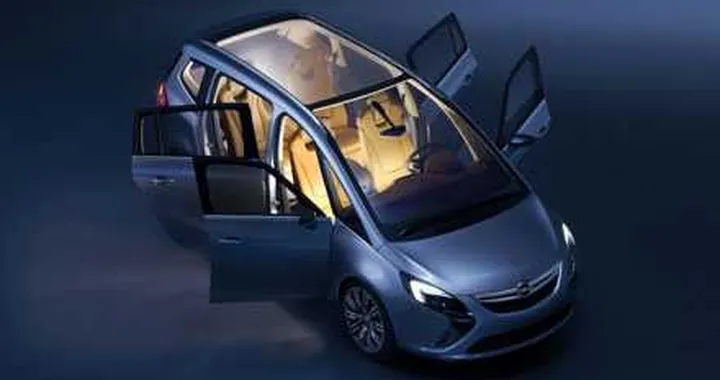 Opel Zafira Tourer Concept: il futuro a Ginevra