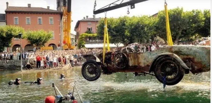 La Bugatti dimenticata nel Lago Maggiore: riemersa dopo 70 anni