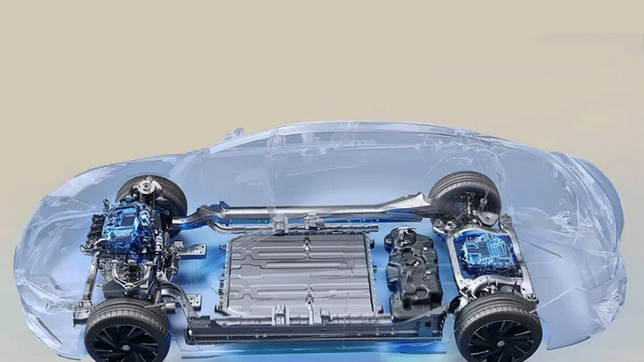 Dalla Cina la rivoluzione elettrica: 1.400 km di autonomia con Zhen Long