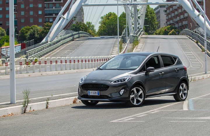 Ford Fiesta Active 1.0 Ecoboost automatica: la prova su strada