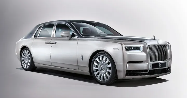 Rolls-Royce Phantom VIII: ecco l’ottava generazione