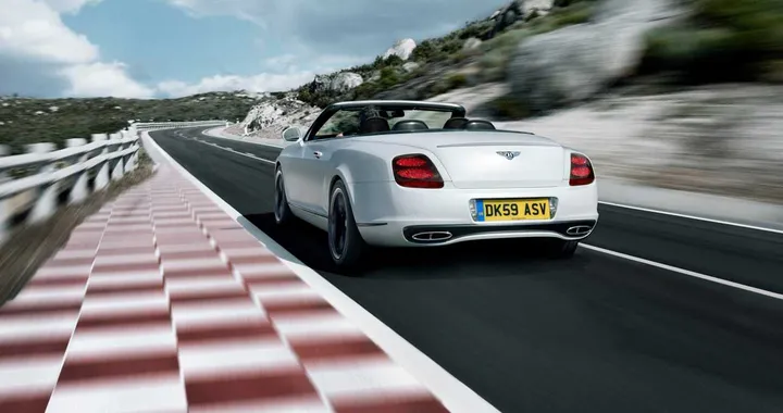 Bentley Continental Supersport Convertible: regina di Ginevra