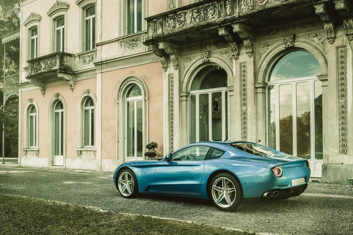 Ferrari F12 Berlinetta Lusso by Touring Superleggera
