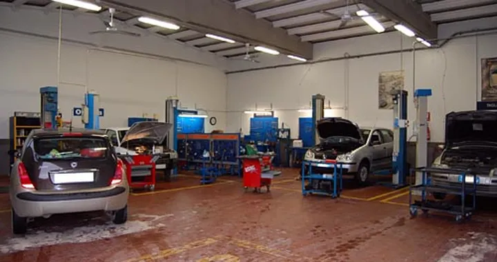 Auto, si spende più in riparazioni che per acquisti