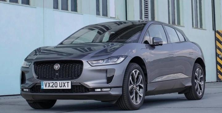 Jaguar I-Pace: arriva la versione “baby” da 320 CV
