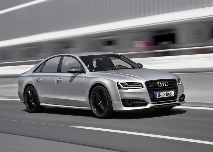 Audi S8 Plus 2015