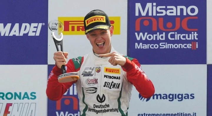 Trionfo di Schumacher jr. al debutto in Italia