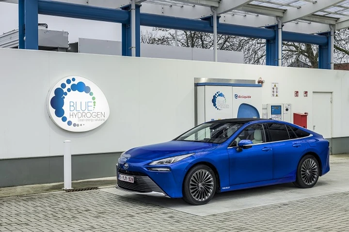 Toyota Mirai 2021: prezzi e dotazioni per l’Italia