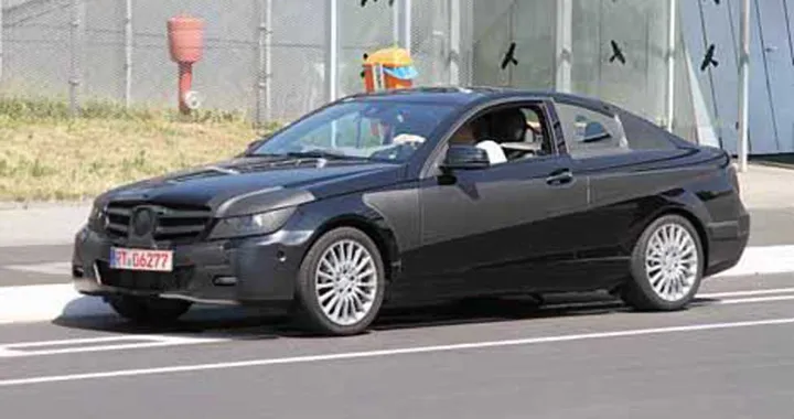 Mercedes progetta una C63 AMG coupé