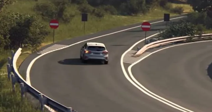 Nuova Ford Focus: arriva l’avviso per le strade prese contromano