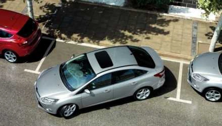Ford Active Park Assist: il parcheggio semiautomatico piace