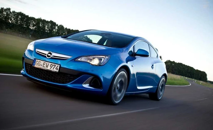 Opel Astra OPC: sportività al prezzo giusto