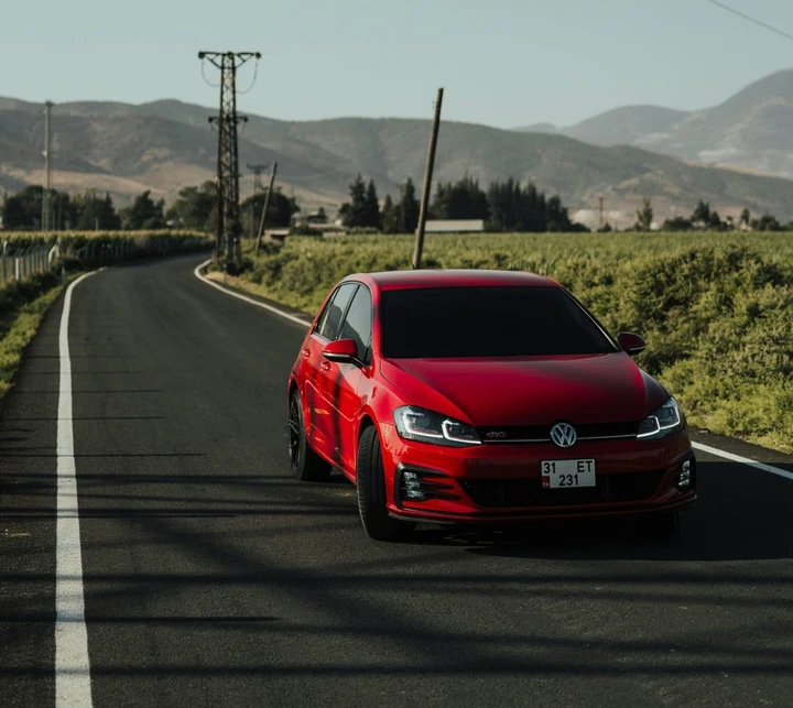 Volkswagen Golf regina delle auto usate più cercate in Italia nel 2025