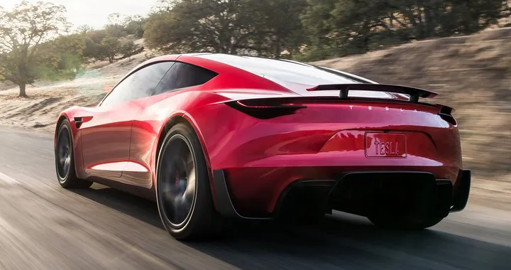Tesla non abbandonerà Wall Street