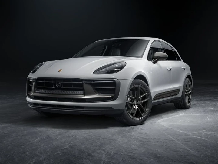 Niente più Porsche Boxster e Macan a benzina