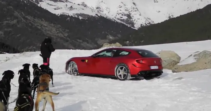 Ferrari FF: nuovo video spia sulla neve
