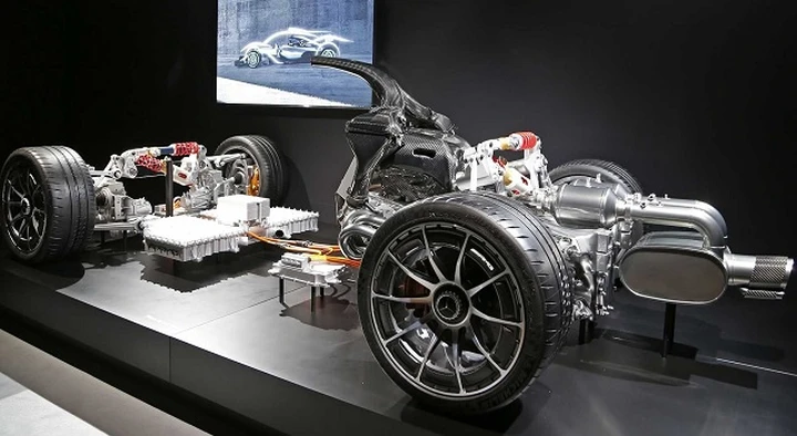 Mercedes-Amg Project One: svelata la meccanica della hypercar ibrida