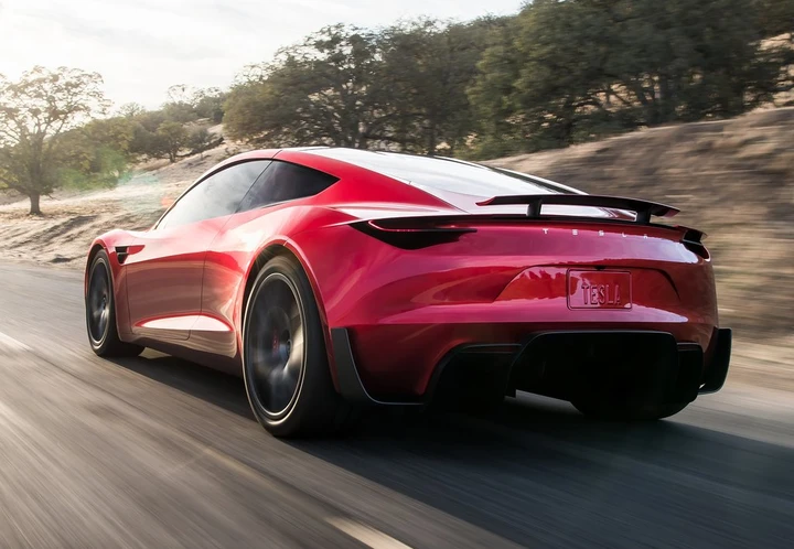 Tesla non abbandonerà Wall Street