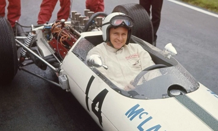 Bruce McLaren: Woking rende omaggio al fondatore della factory