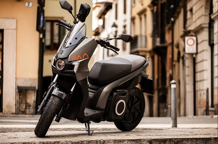 Seat Mó eScooter 125: primo contatto, prezzi e autonomia
