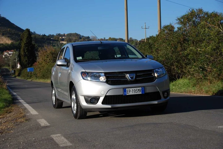 Dacia Sandero 900 TCe: prova su strada