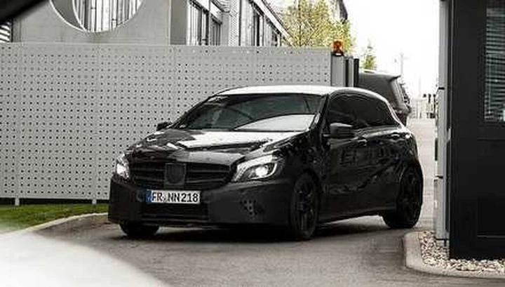 Mercedes A45 AMG, debutto al Salone di Parigi 2012