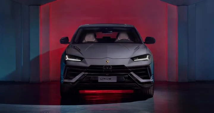 Lamborghini Urus S: prezzo da 235.000 euro