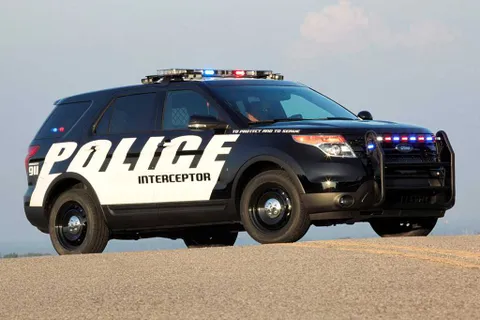 Intercettore della polizia Ford Explorer del 2023
