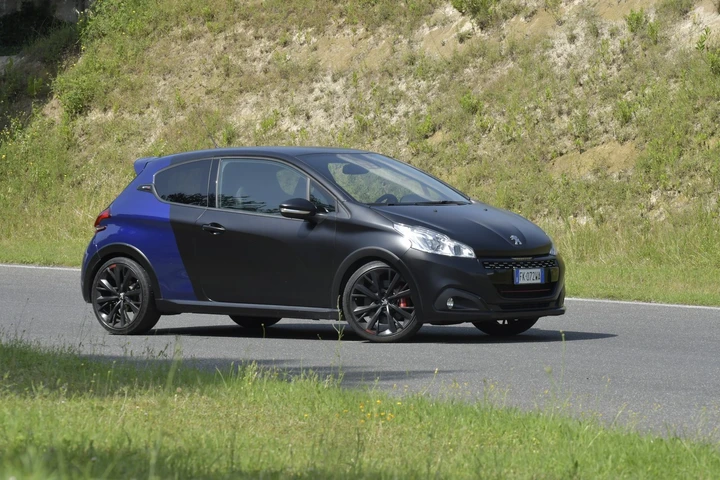Peugeot 208 GTI by Peugeot Sport: la prova su strada