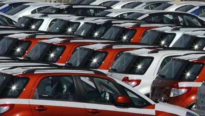 Auto: nel 2010 cala del 10,3% la spesa degli italiani