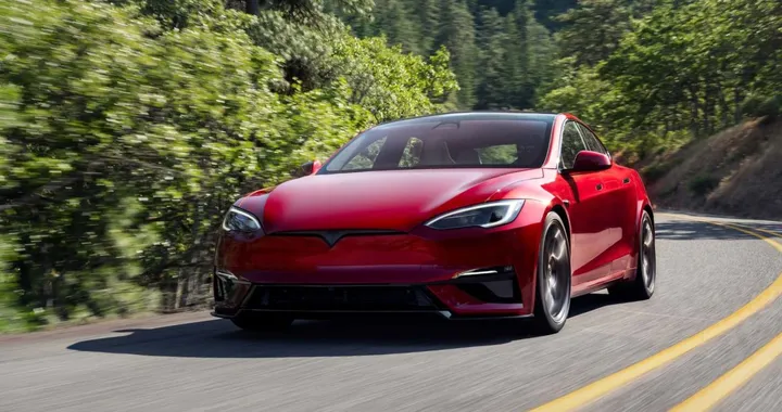 Tesla addio a Model S e X: il futuro è il robot Optimus