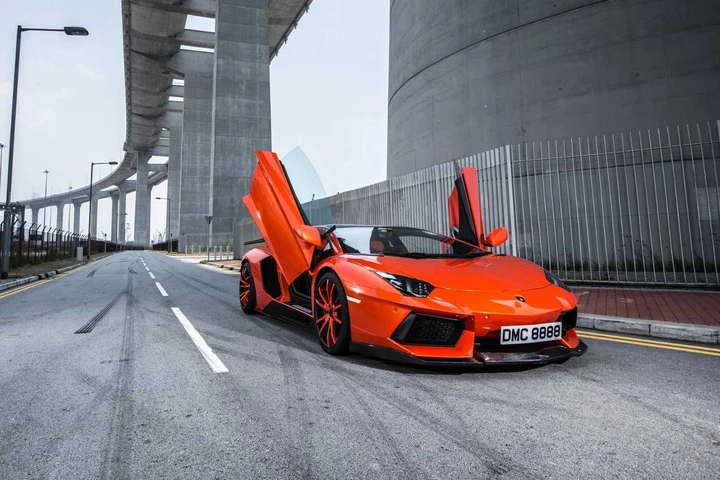 DMC Lamborghini Avantador Molto Veloce