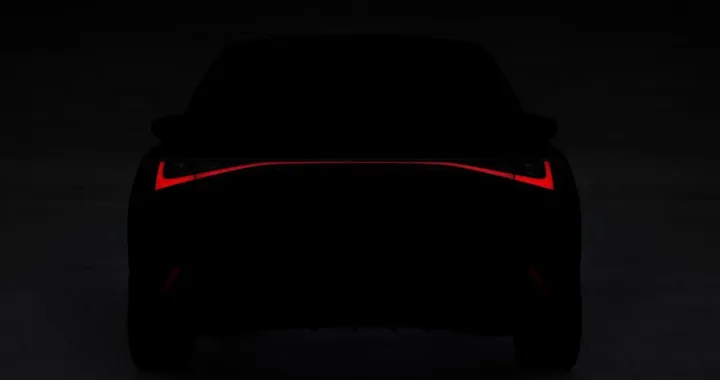 Nuova Lexus IS: rimandato il debutto