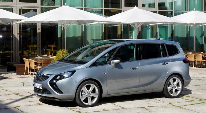 Opel Zafira Tourer 1.6 CDTI: debutta la versione da 120 cavalli