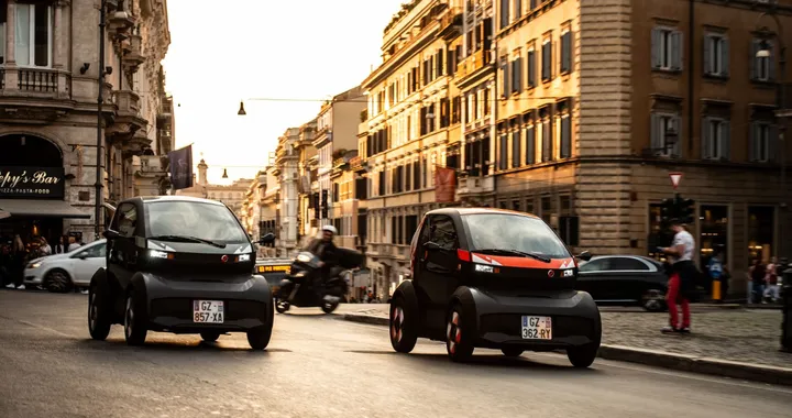 Mobilize Duo e Bento: quadricicli elettrici compatti ed ecologici