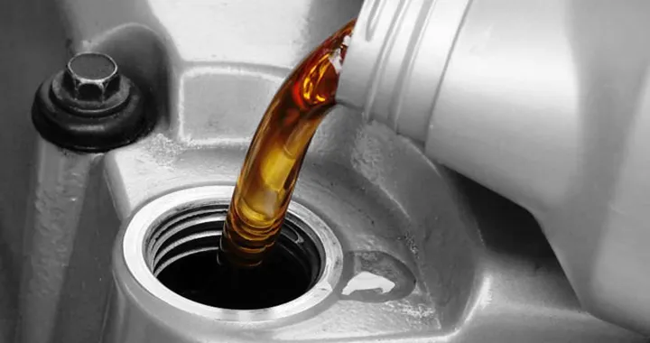 Olio motore: come scegliere quello giusto?