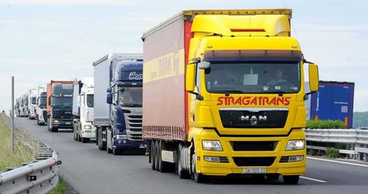 Emergenza camionisti in Italia: il 2024 ha segnato il minimo storico di nuove patenti