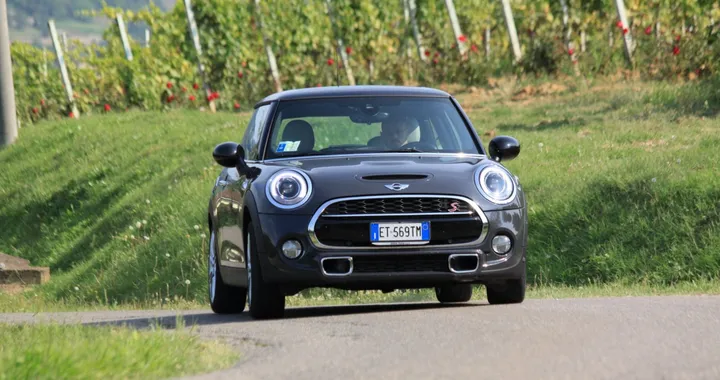 Nuova Mini Cooper S: la prova su strada