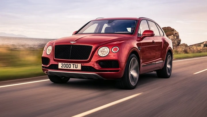 Bentley Bentayga V8: anteprima al Salone di Detroit 2018