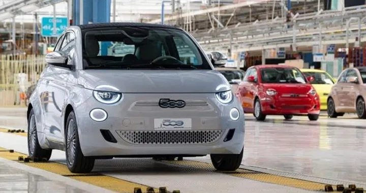 Mirafiori riparte, aspettando la Fiat 500 Ibrida: timido ottimismo