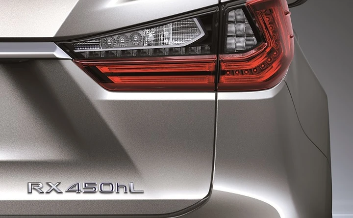 Lexus RX: a Los Angeles la nuova variante a sette posti