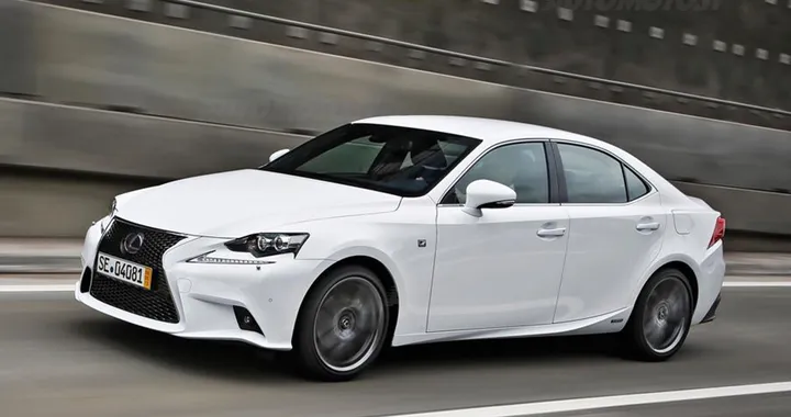 Lexus IS Hybrid: il debutto nella flotta Hertz