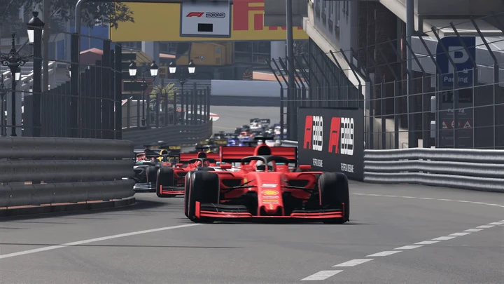Formula 1: il campionato virtuale nasce nel segno delle contraddizioni